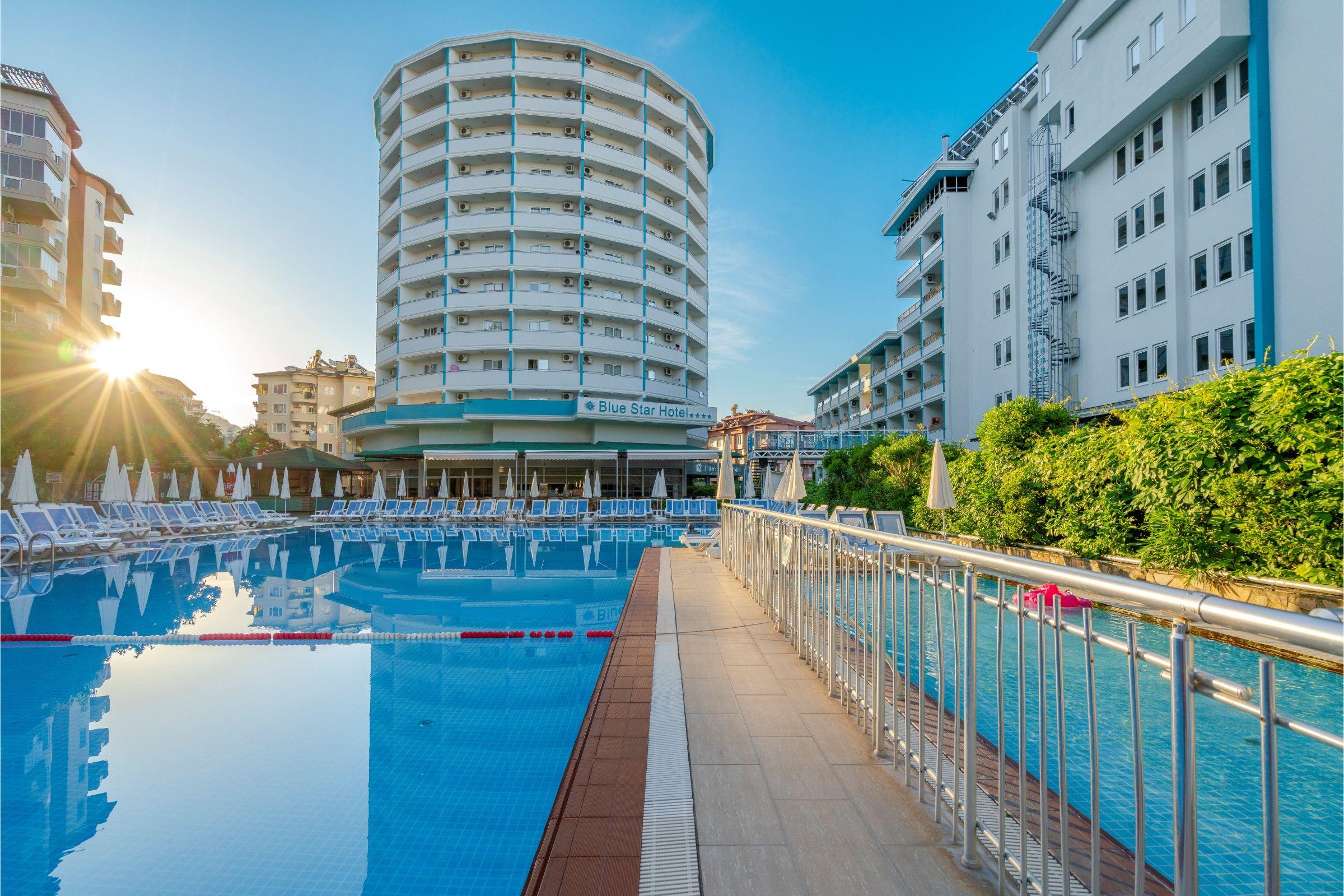 Blue Star Hotel Аланя Екстериор снимка